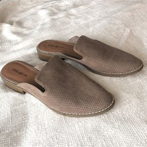 Indigo Rd Grey Suede Mule Size 9